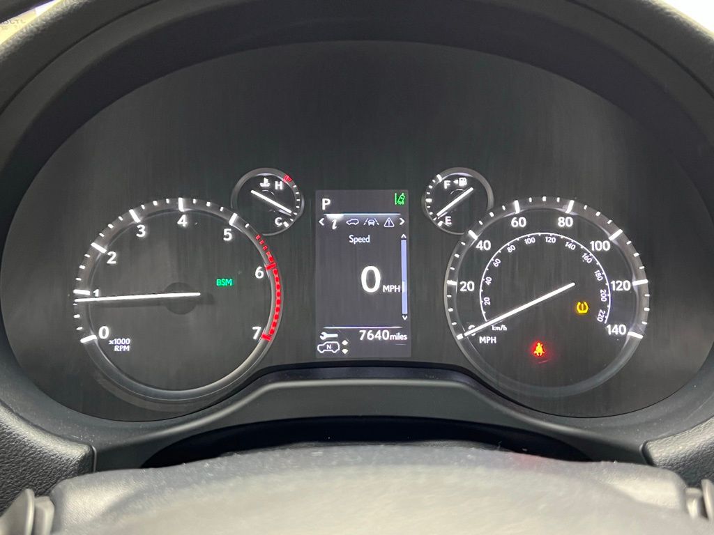 Thumbnail: 2023 Lexus GX - 17