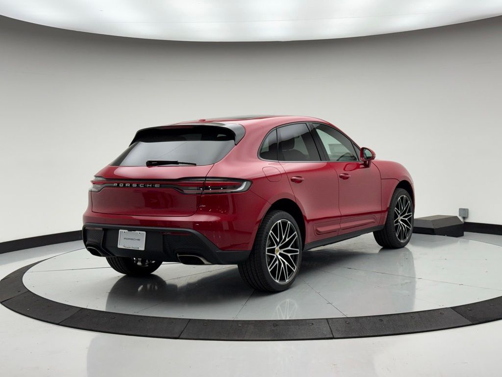 Thumbnail: 2026 Porsche Macan - 6