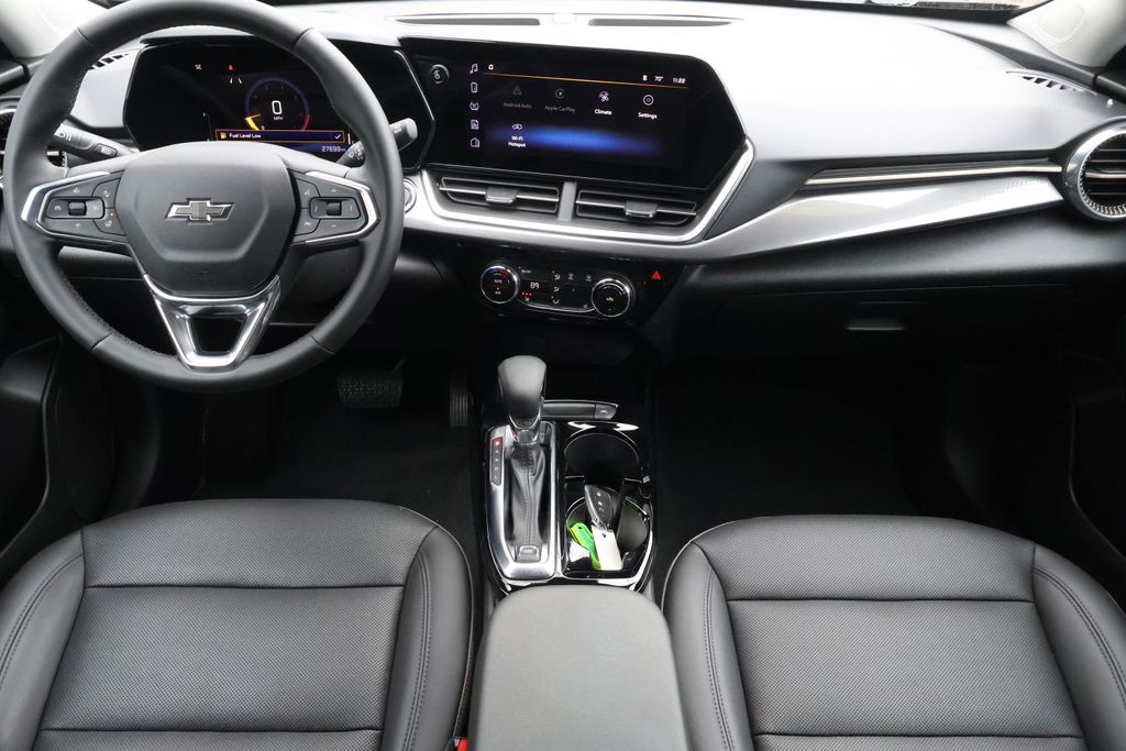 Thumbnail: 2024 Chevrolet Trax - 16