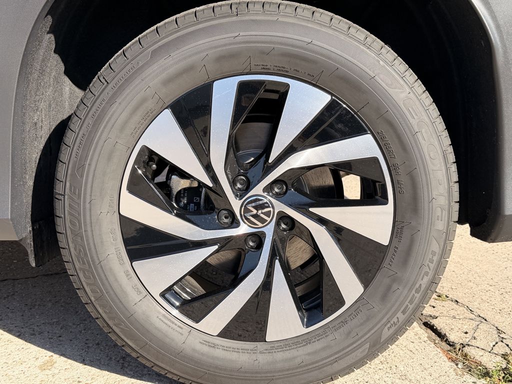 New 2026 Deep Black Volkswagen 2.0T S image 9