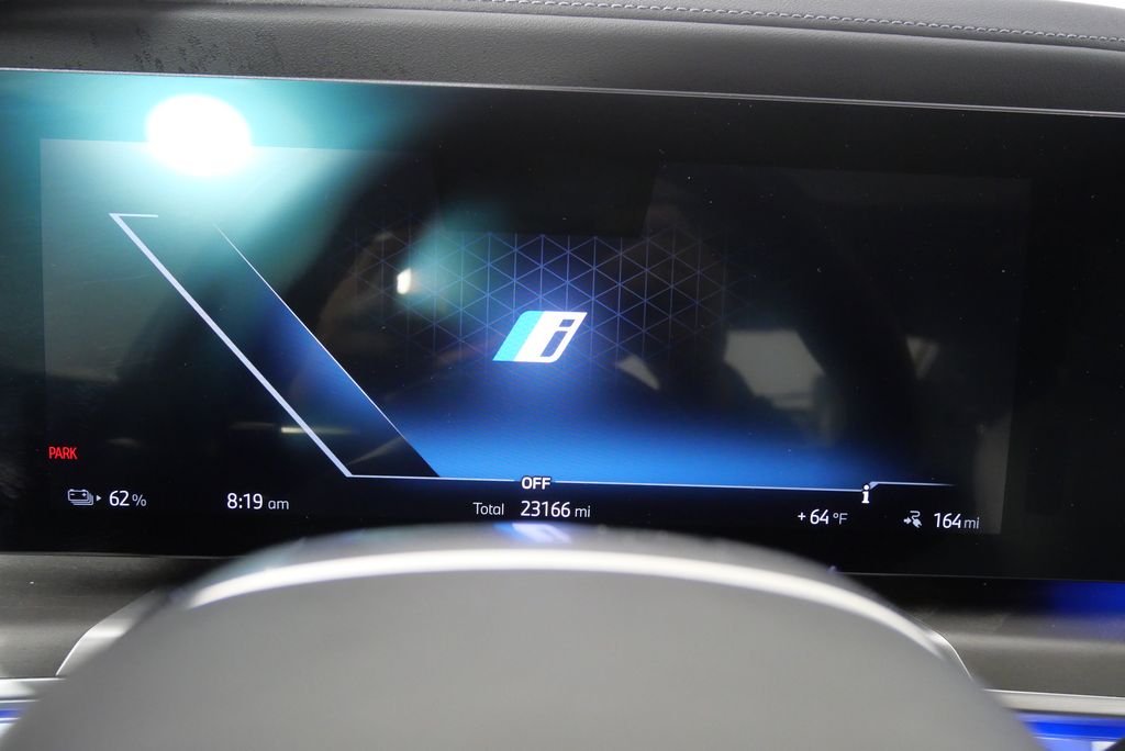 2023 BMW i7 xDrive60 21