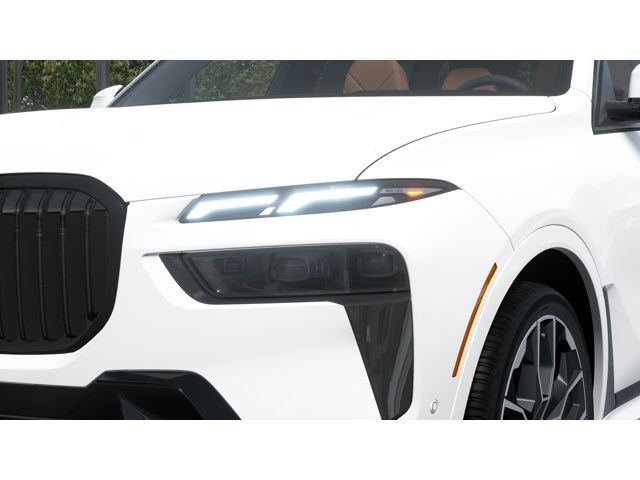 Thumbnail: 2026 BMW X7 - 6