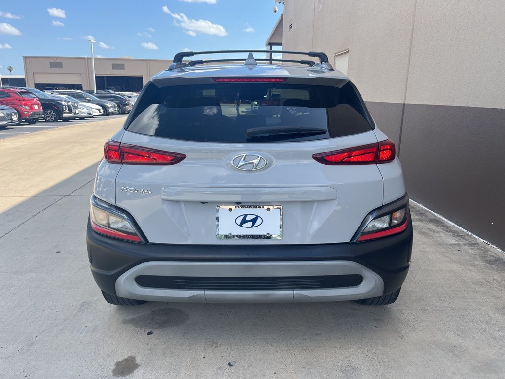 2023 Hyundai Kona SEL 3
