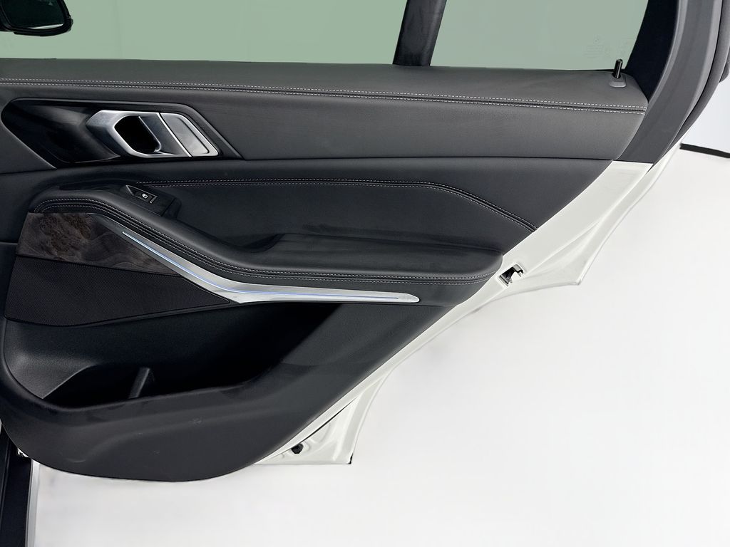Thumbnail: 2026 BMW X5 - 26