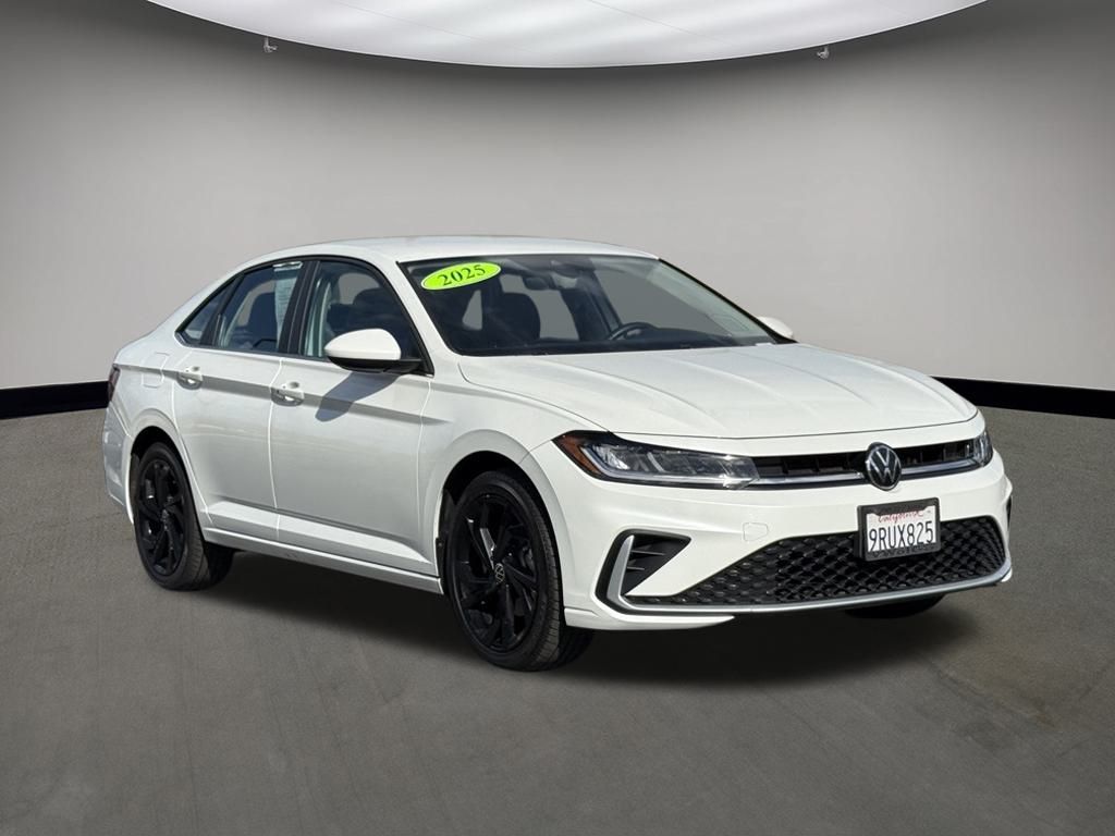 2025 Volkswagen Jetta SE FWD