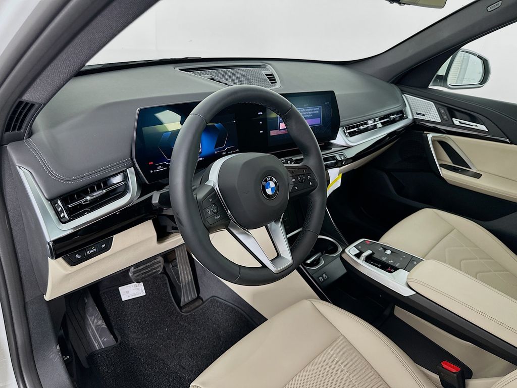 2025 BMW X1 xDrive28i 9