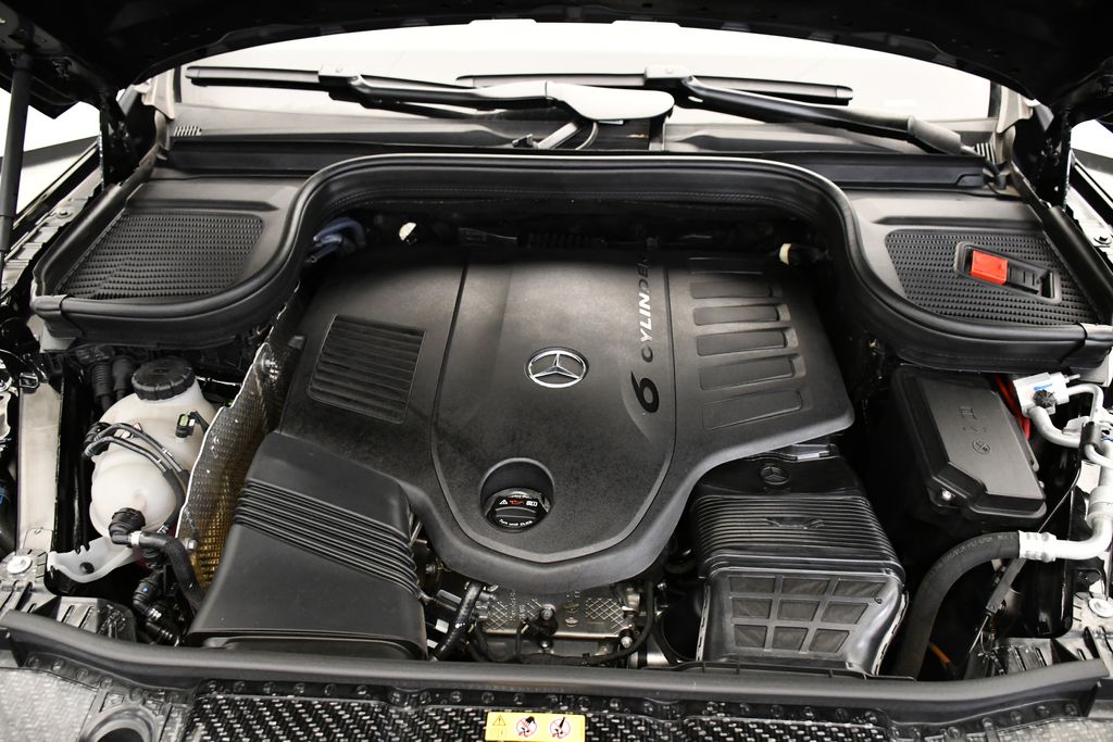 2023 Mercedes-Benz GLS 450 4MATIC 11