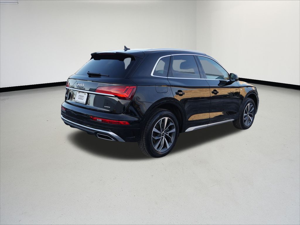 Thumbnail: 2023 Audi Q5 - 5