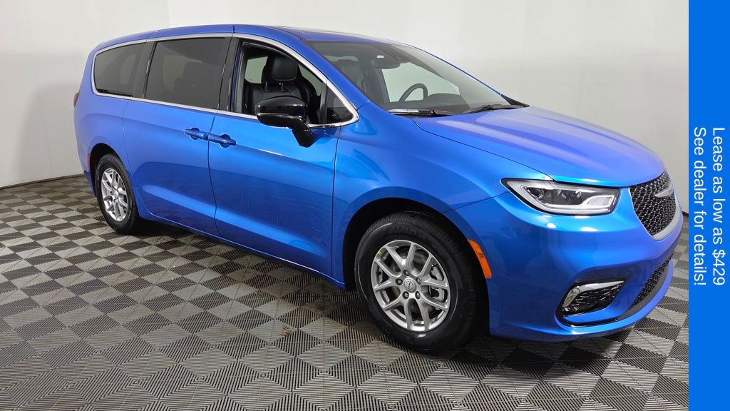 2026 Chrysler Pacifica Select FWD