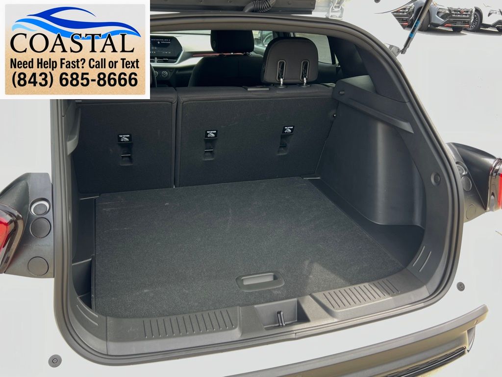 2026 Chevrolet Trax 1RS White at Stokes Honda North