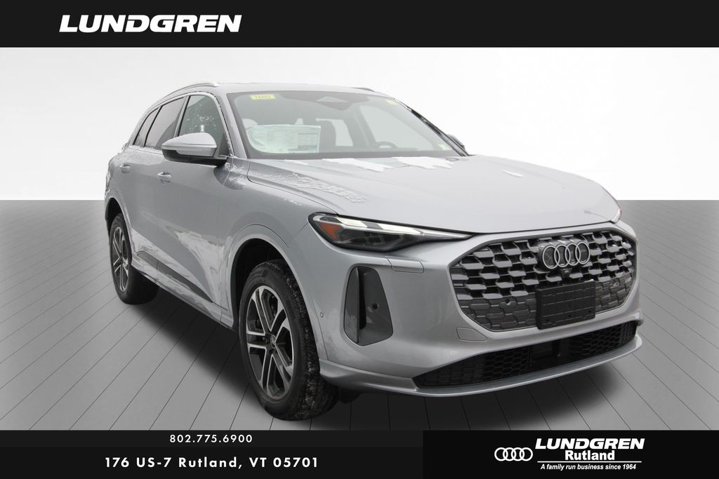 2025 Audi New Q5 Premium's photo