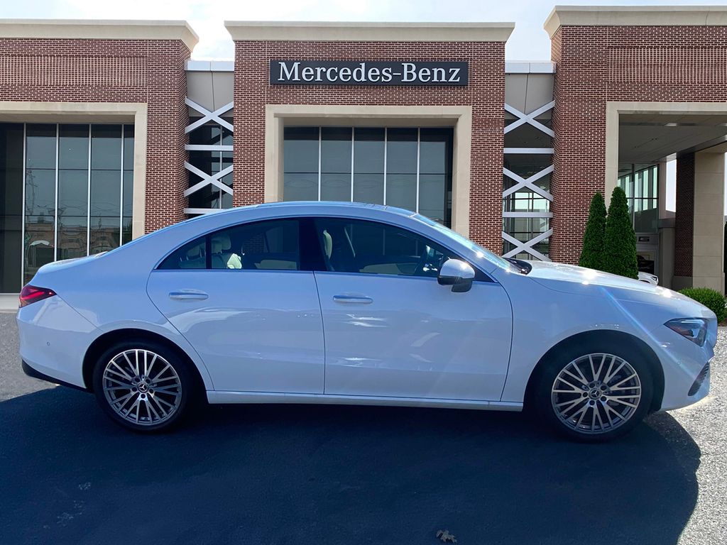 2025 Mercedes-Benz CLA 250 4