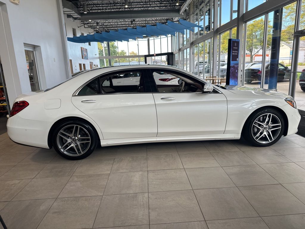 2018 Mercedes-Benz S-Class S 560 8