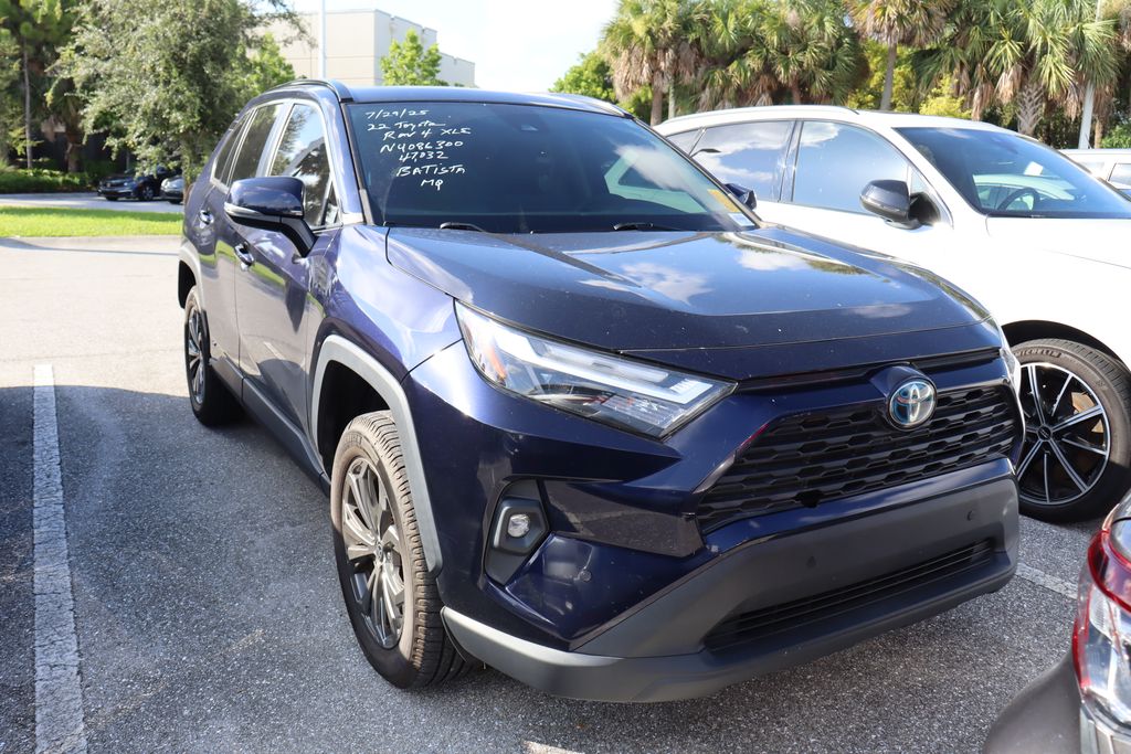 Thumbnail: 2022 Toyota RAV4 - 5