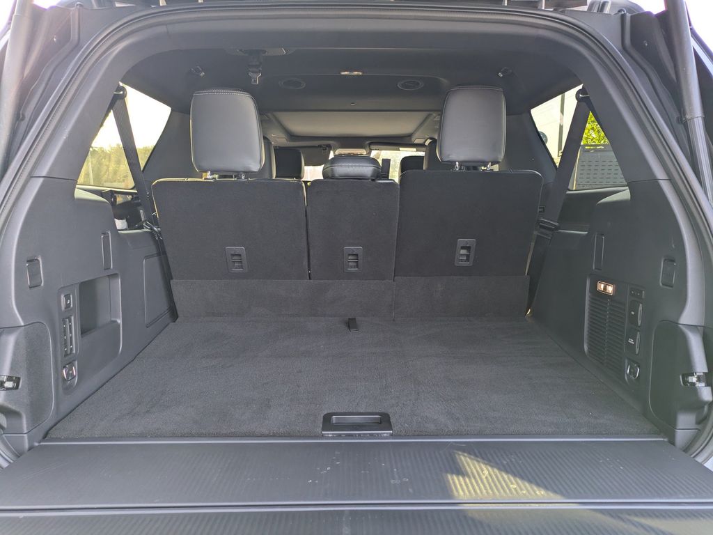2025 Ford Expedition Platinum MAX