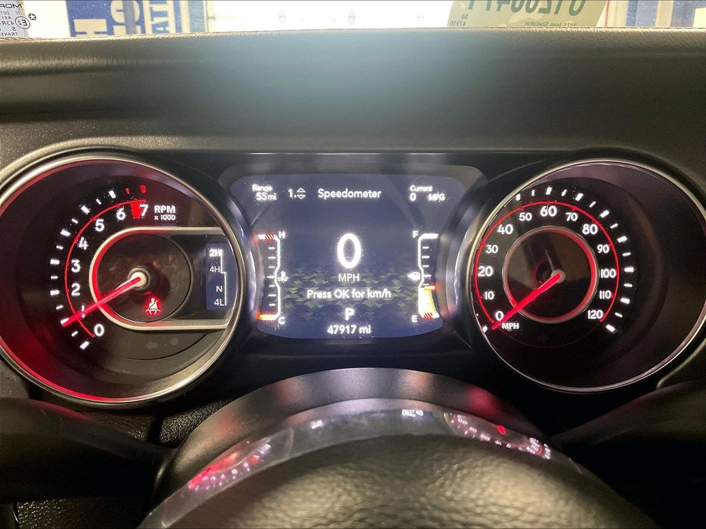 2021 Jeep Gladiator — photo 24