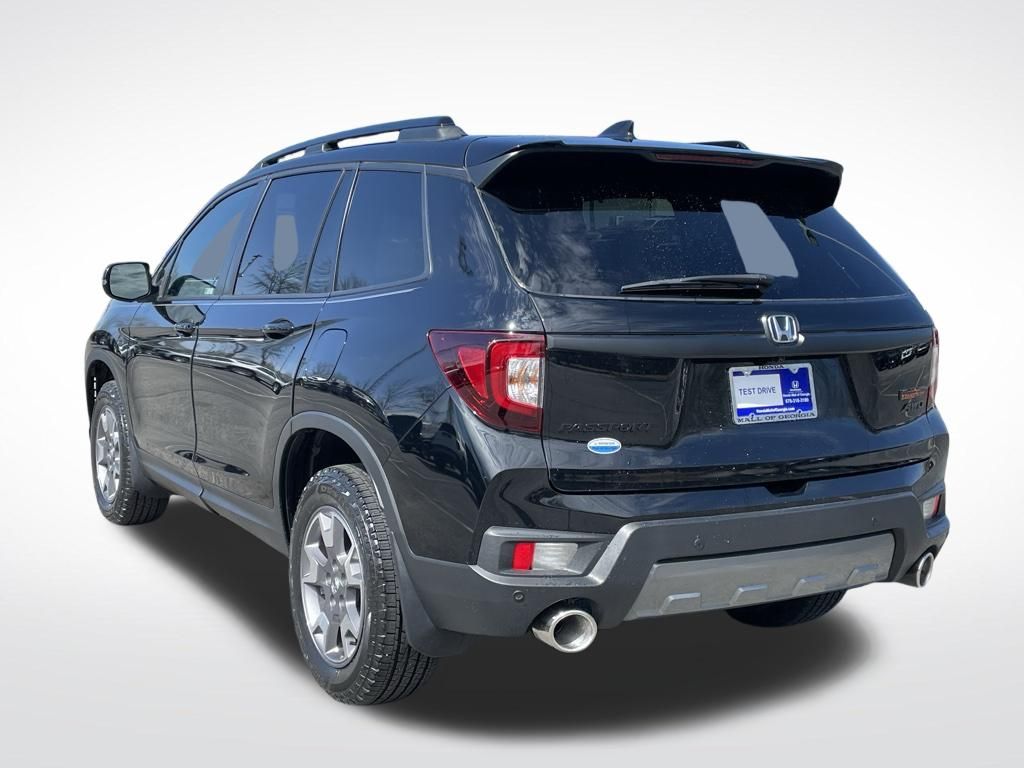 Thumbnail: 2023 Honda Passport - 4
