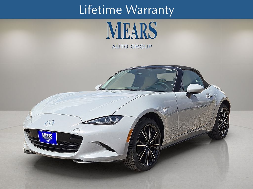 Aero Gray Metallic 2026 Mazda MX-5 Miata Grand Touring RWD Convertible Rear-Wheel Drive 6-Speed Manual