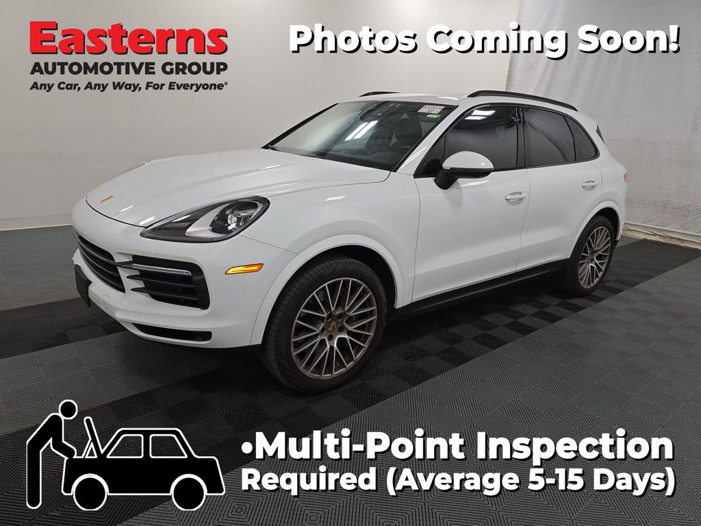 2023 Porsche Cayenne Platinum Edition's photo