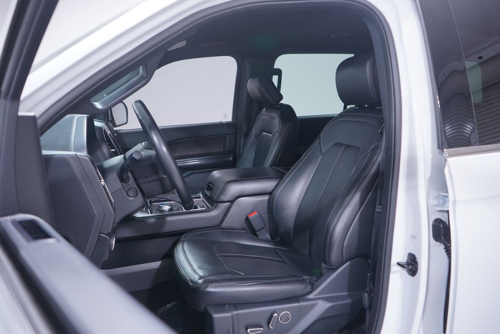 Thumbnail: 2020 Ford Expedition - 7