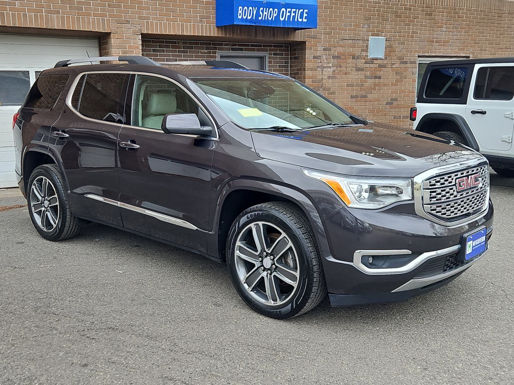 2017 GMC Acadia Denali photo