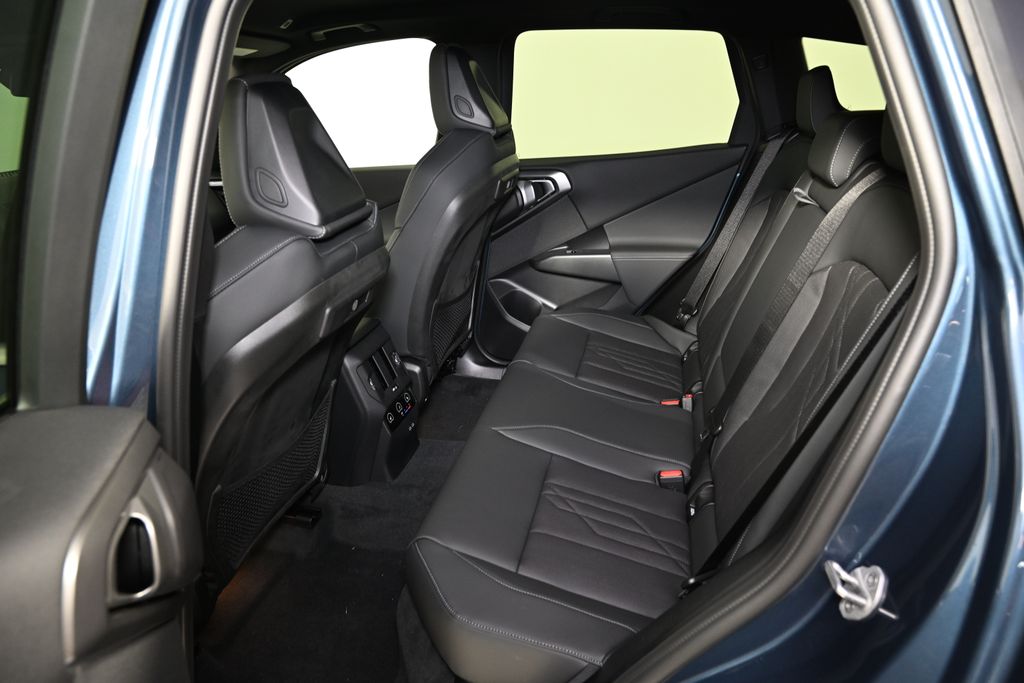 Thumbnail: 2026 BMW X3 - 24