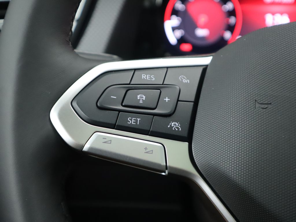 Thumbnail: 2026 Volkswagen Atlas - 11