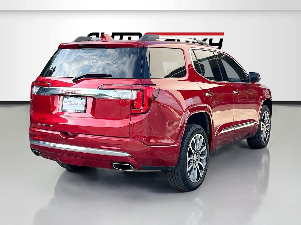 Used 2022 Red GMC Denali image 7