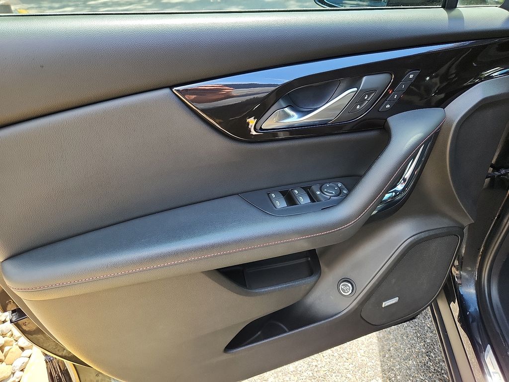 Thumbnail: 2019 Chevrolet Blazer - 12