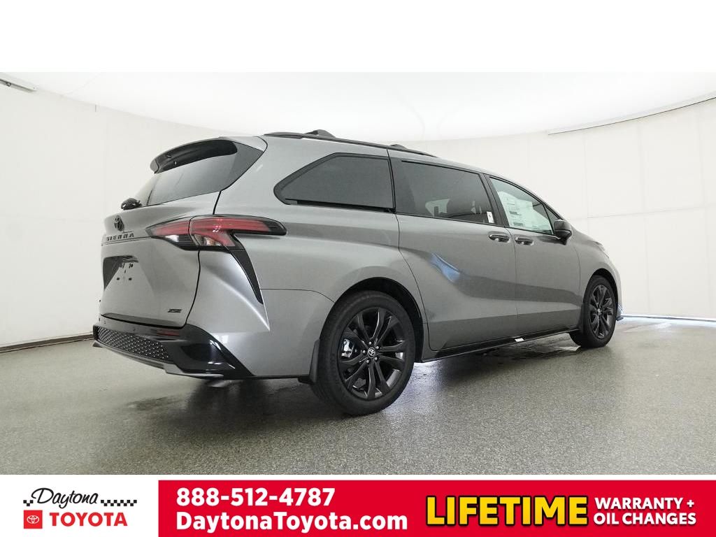 New 2026 Toyota Sienna Van