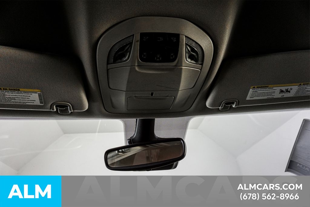 Used 2023 Black Chrysler Touring L image 32