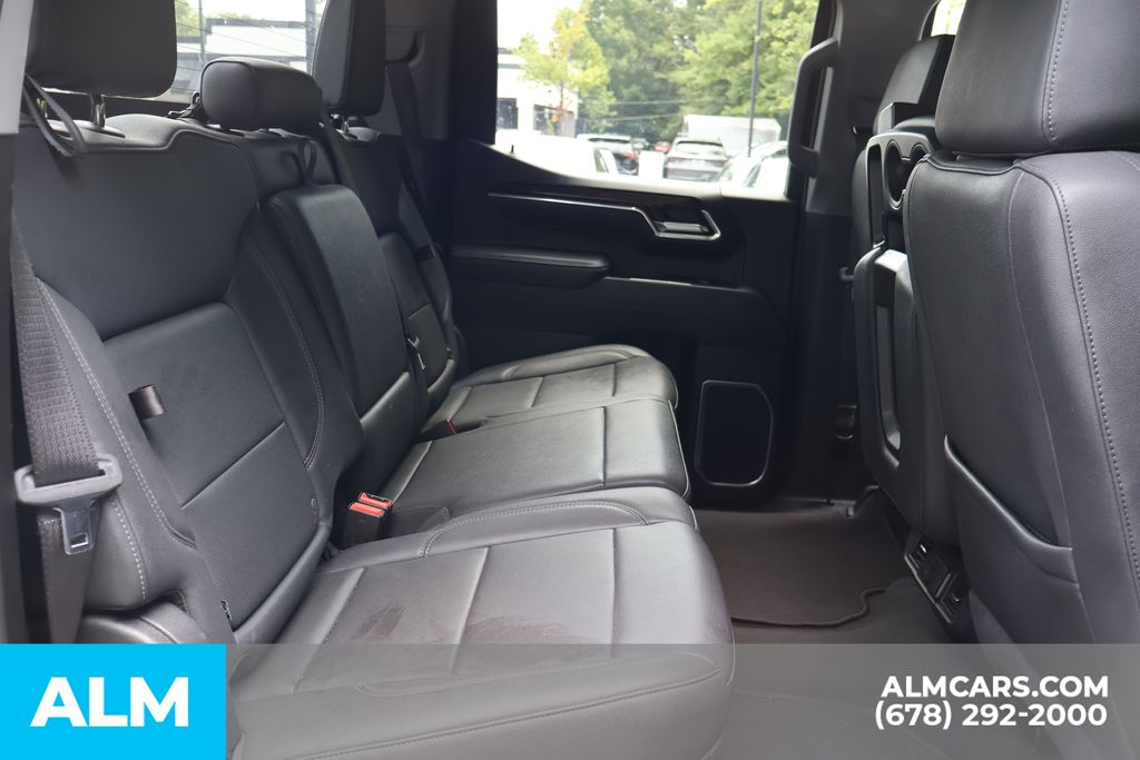 Used 2025 Black GMC SLT image 21