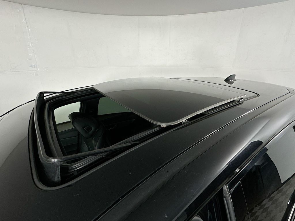 used 2023 Acura MDX car, priced at $40,999