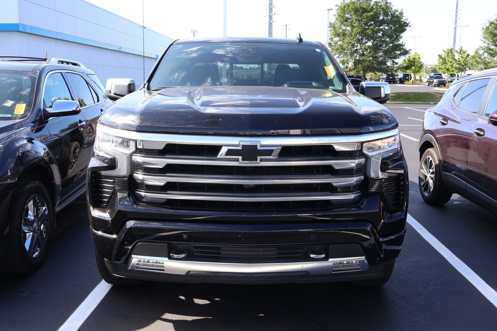 Thumbnail: 2024 Chevrolet Silverado 1500 - 2