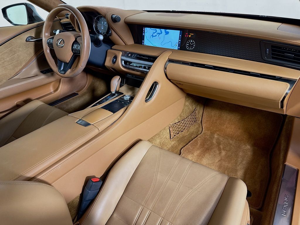 Thumbnail: 2018 Lexus LC - 25