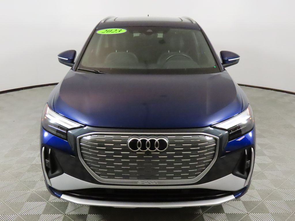 Thumbnail: 2023 Audi Q4 e-tron - 8