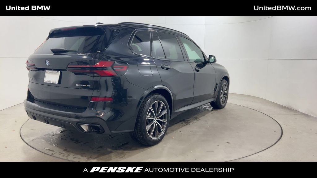Thumbnail: 2024 BMW X5 - 8