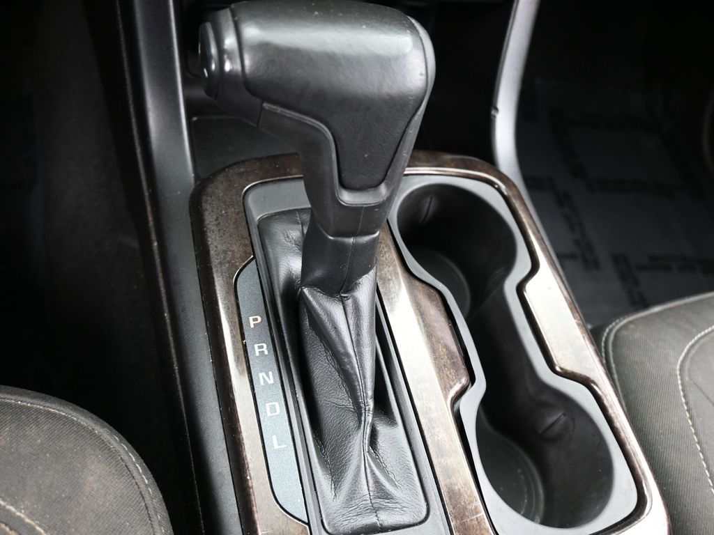 Used 2021 Satin Steel Metallic GMC Elevation image 23