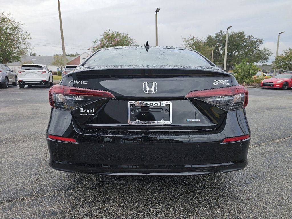 2025 Honda Civic Hybrid Sport Touring 4