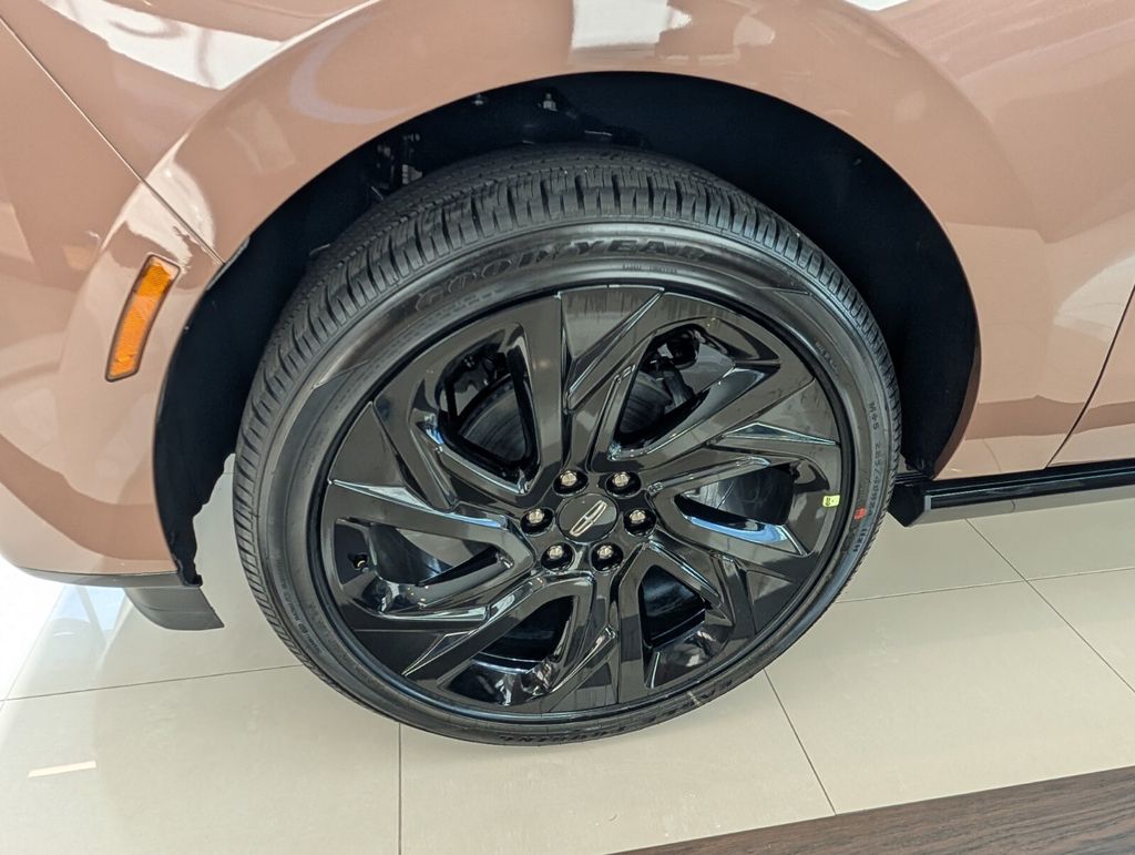 new 2026 Lincoln Navigator L car