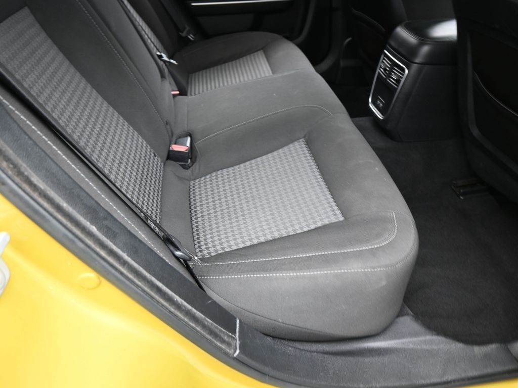 Used 2021 Gold Rush Pearlcoat Dodge R/T image 34