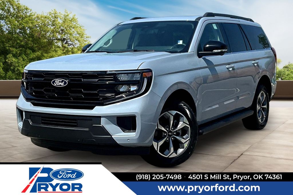 Glacier Gray Metallic Tri-Coat 2027 Ford Expedition SUV / Crossover Four-Wheel Drive Automatic