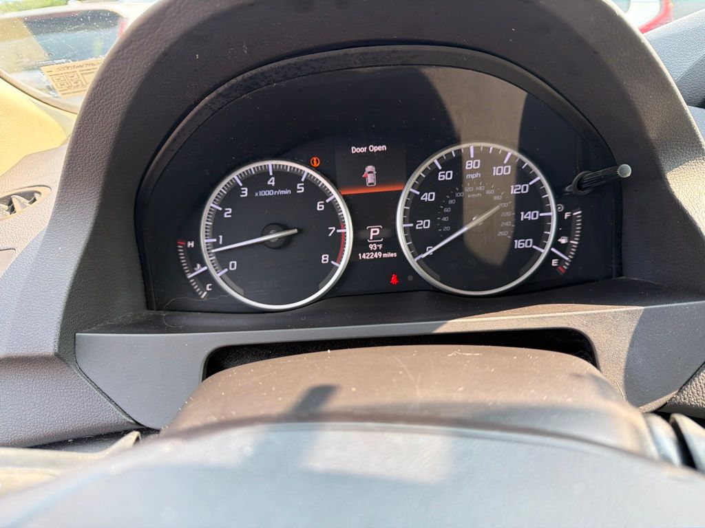 Used 2016  Acura Base image 6