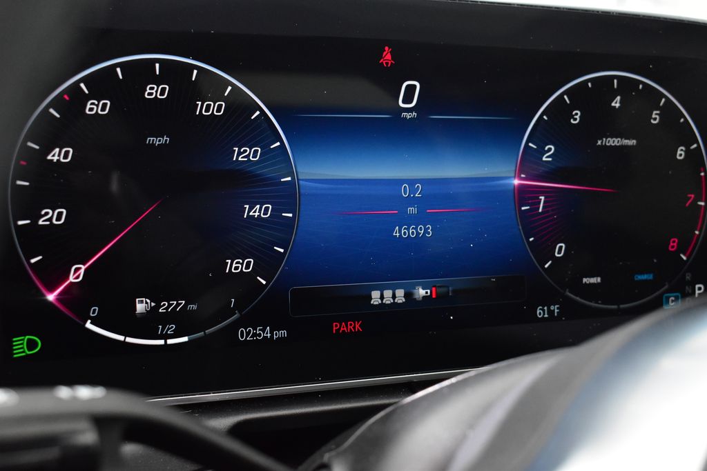 Thumbnail: 2023 Mercedes-Benz C-Class - 25