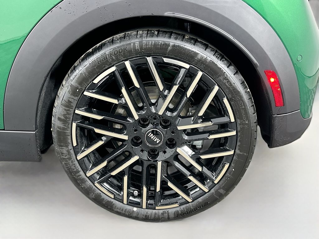 Thumbnail: 2026 MINI Cooper - 22