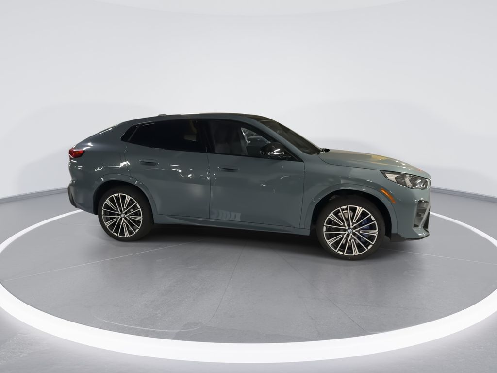 Thumbnail: 2026 BMW X2 - 9