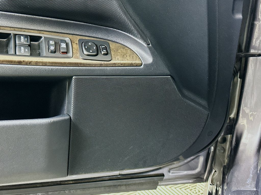 Thumbnail: 2013 Lexus IS - 19