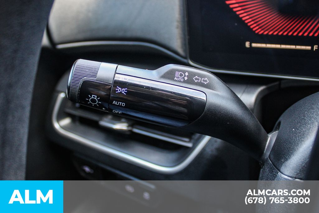 Used 2025 Blue Kia LXS image 29