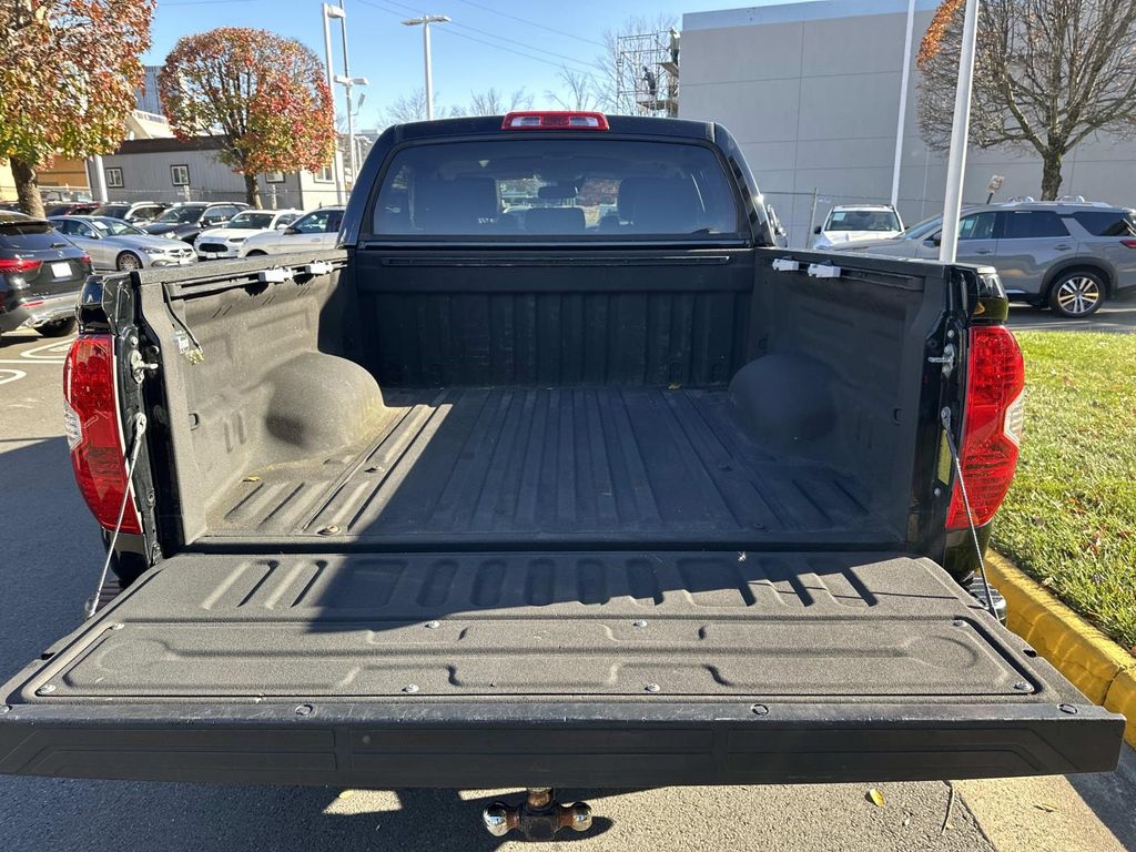 Thumbnail: 2019 Toyota Tundra - 27