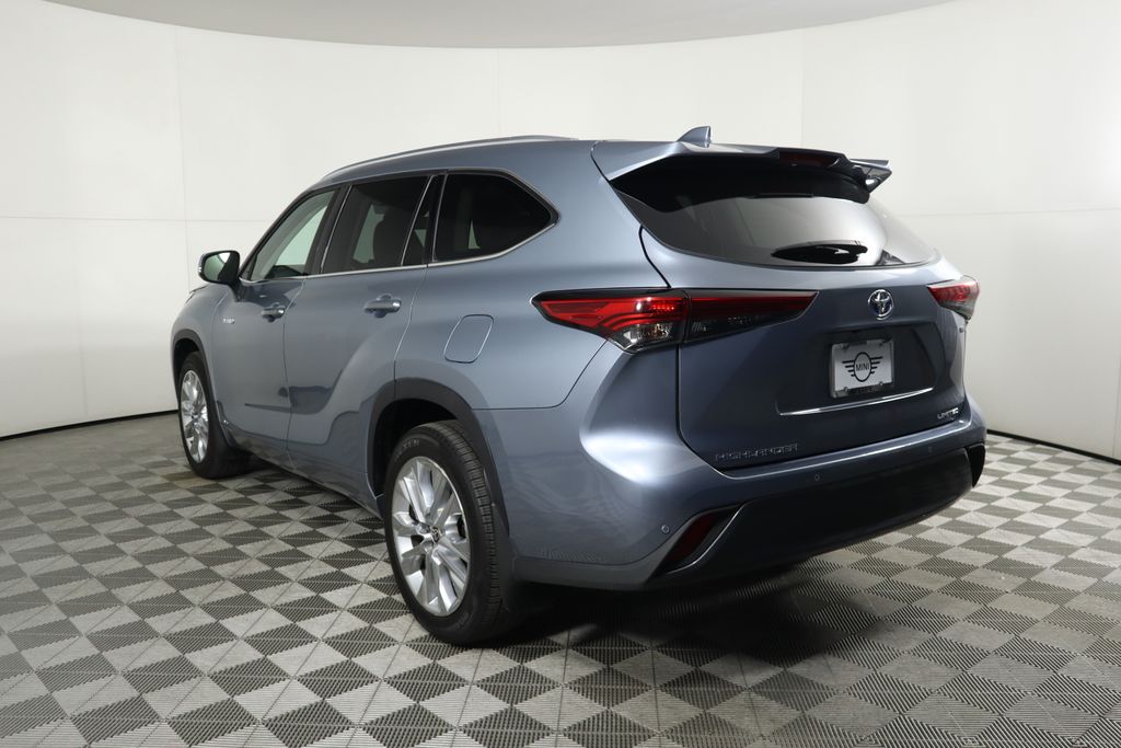 2021 Toyota Highlander Limited 7